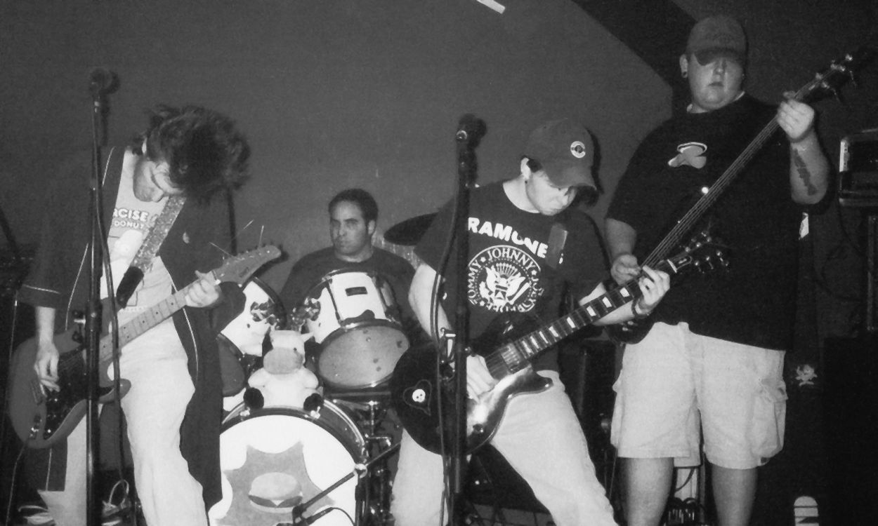 smiling moose febRuaRy 24th, 2004